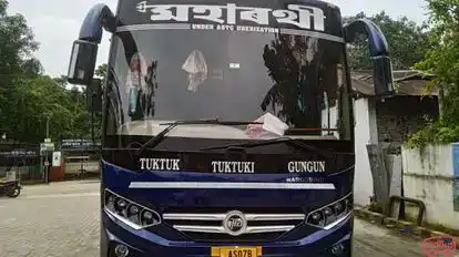 Maharathi Bus-Front Image