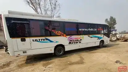 RHDC Bus Bus-Side Image
