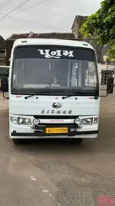 POONAM TRAVELS  Bus-Front Image