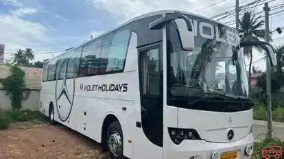 LIYAS TOURS Bus-Front Image