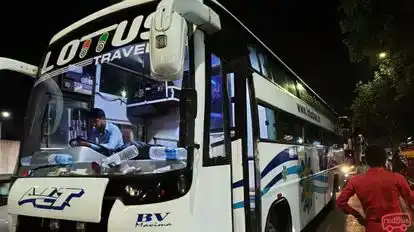 LOTTUS TRAVELS  Bus-Side Image
