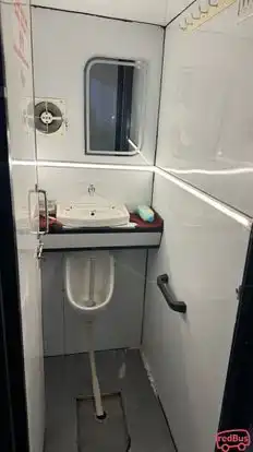 Jamna Travels (Delhi) Bus-Amenities Image