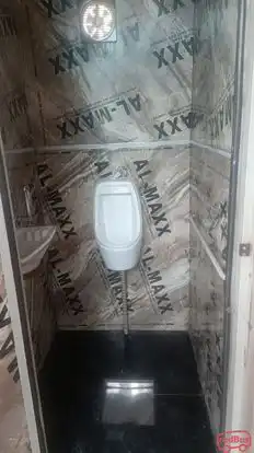 Abhimanyu Tours and Travels Bus-Amenities Image