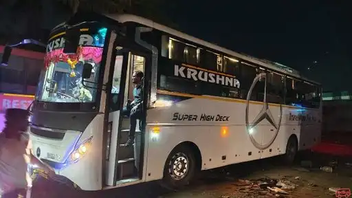 Swami Tours And Travels Bus-Front Image