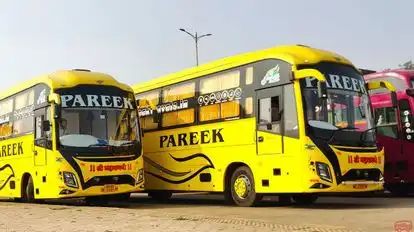 Pareek Travels Bus-Front Image