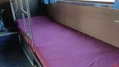 Swami Travels Bus-Amenities Image