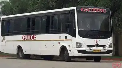 Guide Travels Bus-Front Image