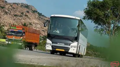 Subh Shatabdi Travels  Bus-Front Image