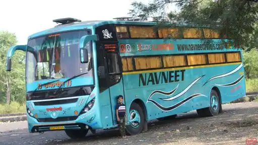 Navneet Travels      Bus-Front Image