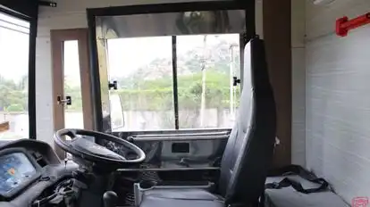 Alaguthangam Travels Bus-Amenities Image