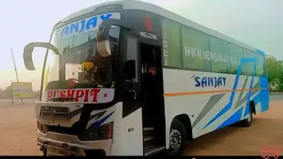 New sanjay travels Bus-Front Image