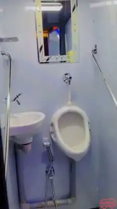 New sanjay travels Bus-Amenities Image