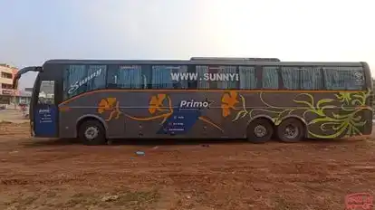 SUNNY BUS Bus-Side Image