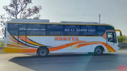 Shreya Travels Bus-Side Image