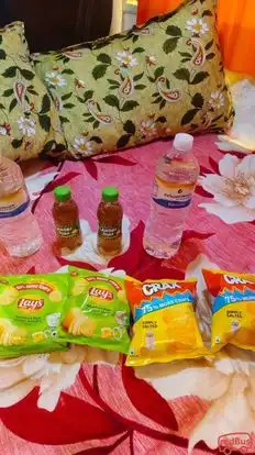 V DHANRAJ Bus-Amenities Image