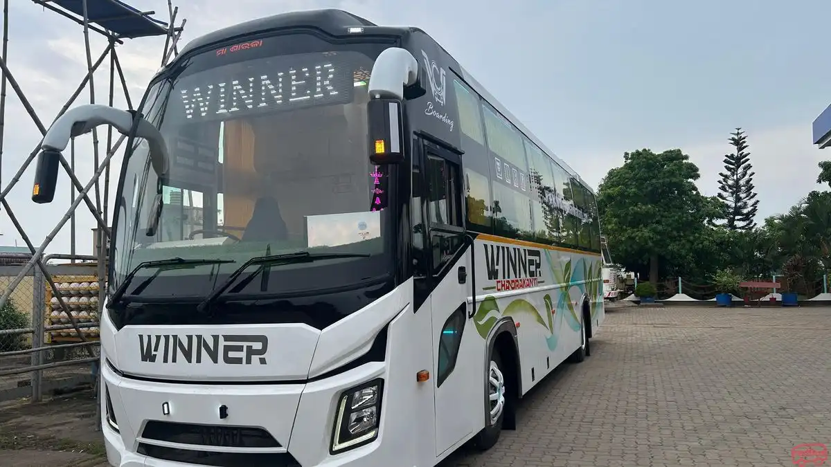 Chandrakanti Roadways Bus-Front Image