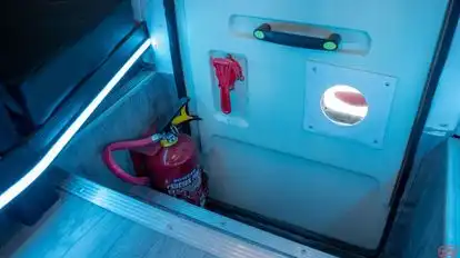 Mandesh Tourist And Vijaylaxmi Travels Bus-Amenities Image