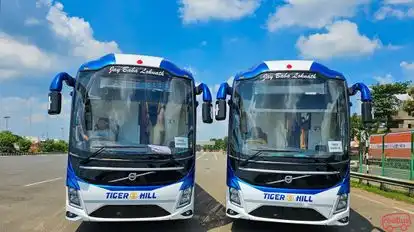 Tiger Hill Bus-Front Image