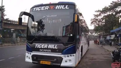 Tiger Hill Bus-Front Image
