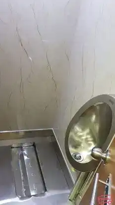 Tejas Travels Bus-Amenities Image