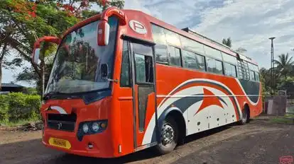 Shreyas Travels Bus-Side Image