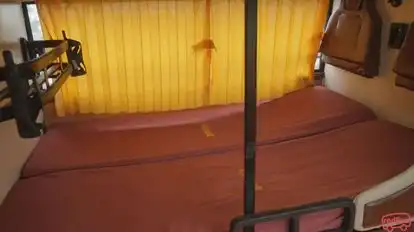 VRL Travels Bus-Amenities Image