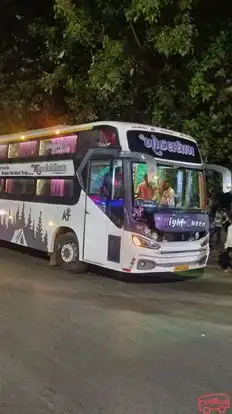 Gurukrupa Travels Bus-Side Image