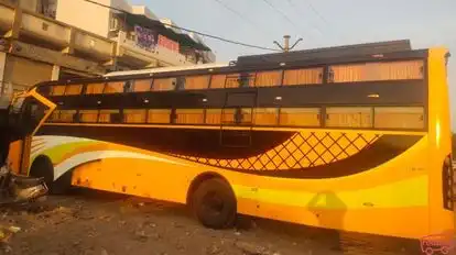 Shiv Laheri Travels Bus-Side Image