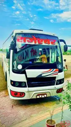 Rajeshwar Travels Bus-Front Image