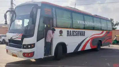 Rajeshwar Travels Bus-Side Image