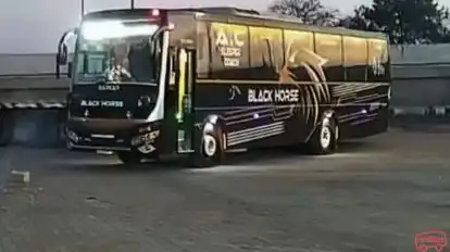 Aamantran Travels Bus-Front Image