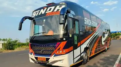 Sindh Radhe Travels Bus-Front Image