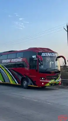 Sindh Radhe Travels  Bus-Front Image