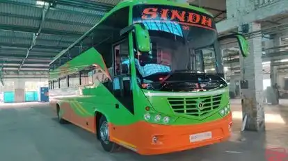 Sindh Radhe Travels  Bus-Front Image