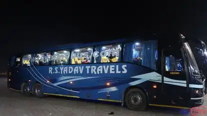 R.S Yadav Travels Bus-Side Image