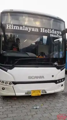 HIMALAYAN HOLIDAYS Bus-Front Image