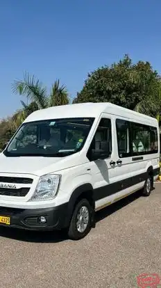 Western Bus Bus-Front Image