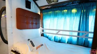 Western Bus Bus-Seats Image