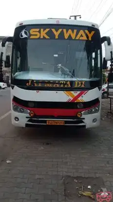 Skyway Bus Bus-Front Image