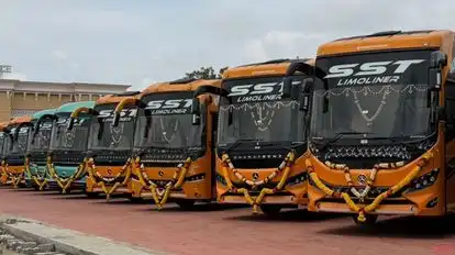 SST Limoliner Bus-Front Image