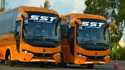 SST Limoliner Bus-Front Image