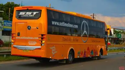SST Limoliner Bus-Side Image