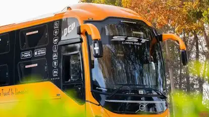 SST Limoliner Bus-Front Image