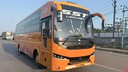 SST Limoliner Bus-Front Image
