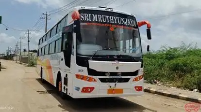 Sri Mruthyunjaya Travels Bus-Front Image