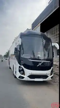 Shree Balaji Express Bus-Front Image