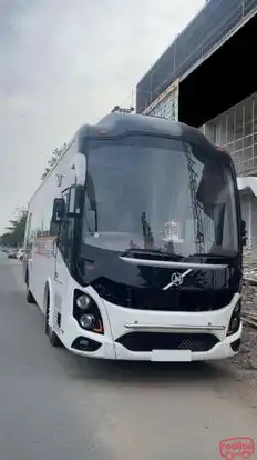 Shree Balaji Express Bus-Front Image