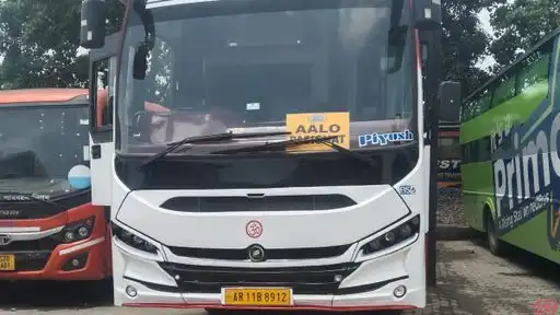 RAYAN TRAVELS Bus-Front Image