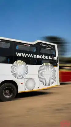 Neo Bus Bus-Side Image