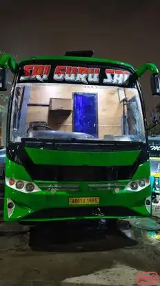 SRI GURU SAI TRAVELS Bus-Front Image
